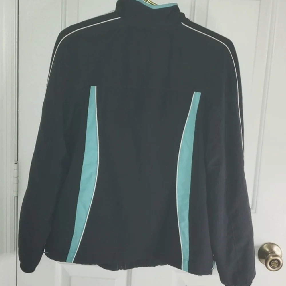 Green Tea Women's Athletic Windbreaker Full Zipper. Dark Grey and Teal - Picture 5 of 11